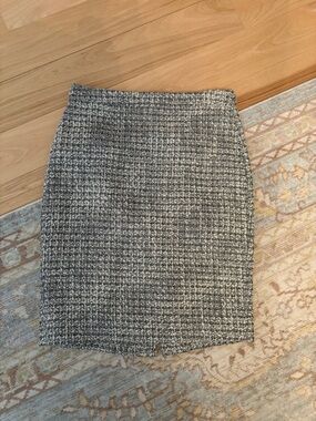 J. Crew Gray Houndstooth Pencil Skirt
